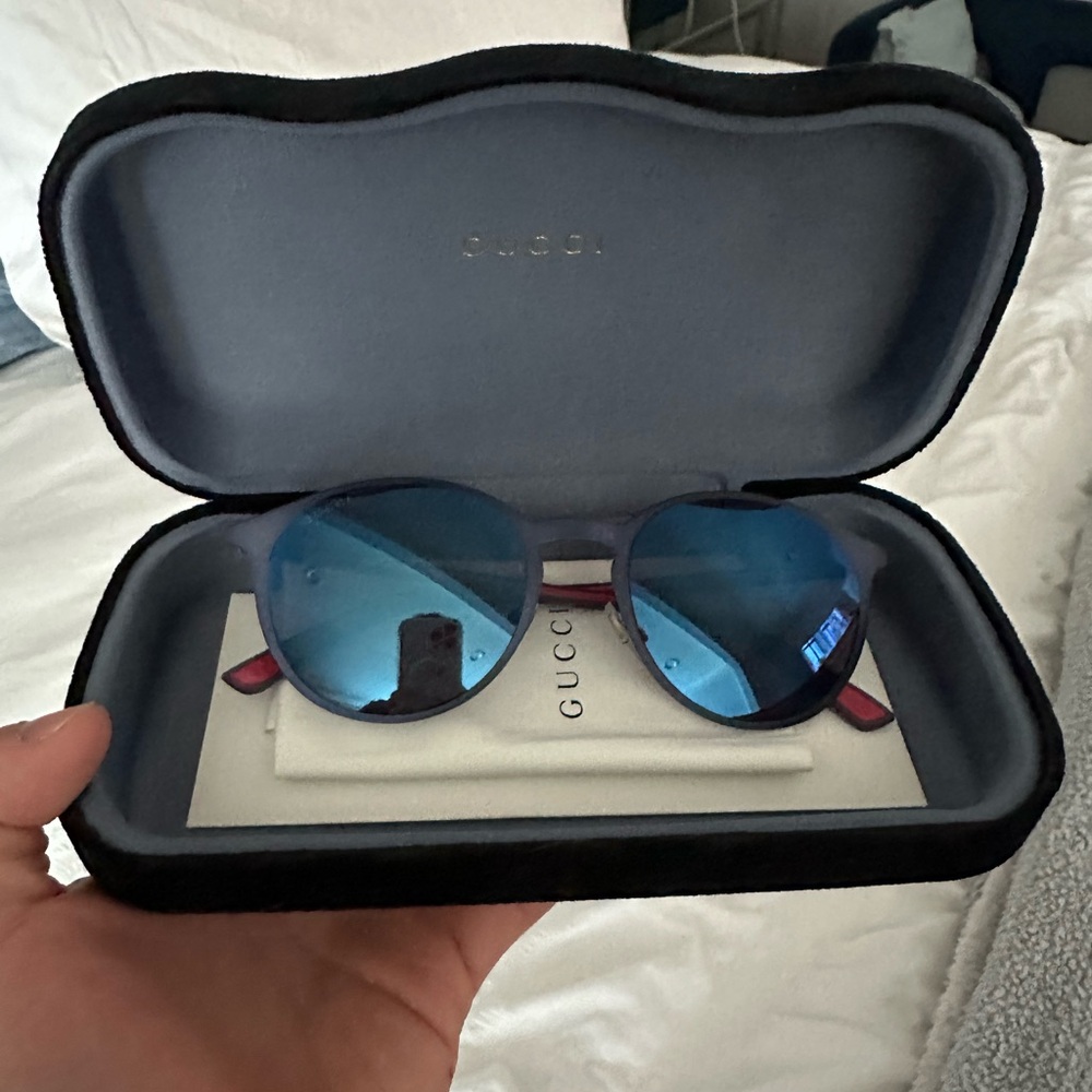 Gucci Blue Round Sunglasses